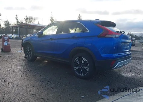 2025 Mitsubishi Eclipse Cross Black Edition S-Awc/Se S-Awc/Sel from USA, damaged, VIN JA4ATWAA3SZ045447